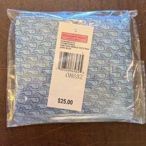 NWT Vineyard Vines Blue Lightweight Whale Shopping Tote Bag